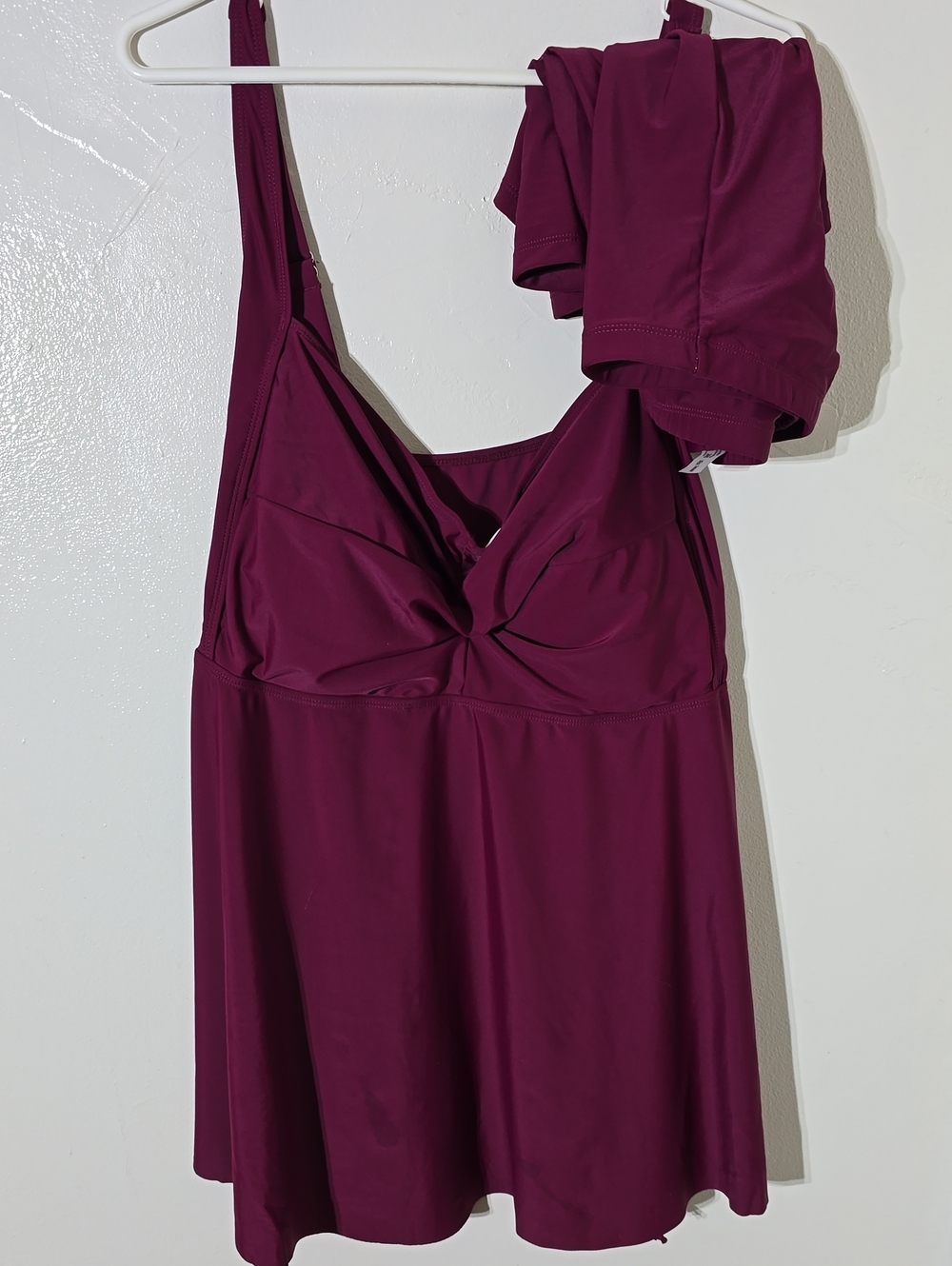 Women's 2 Piece Swimsuit Cranberry Size 26W NWT